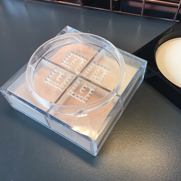 Givenchy Prisme Libre Loose Powder 2 TaffetasBeige - Picture 2 of 7
